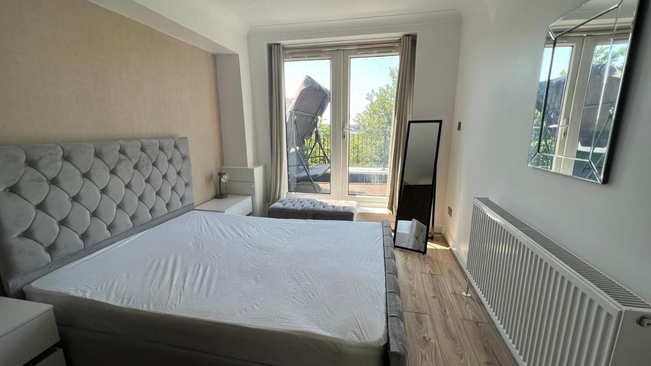 Comfy 2 Bedroom Apartments - Finchley Road, Londres Exterior foto