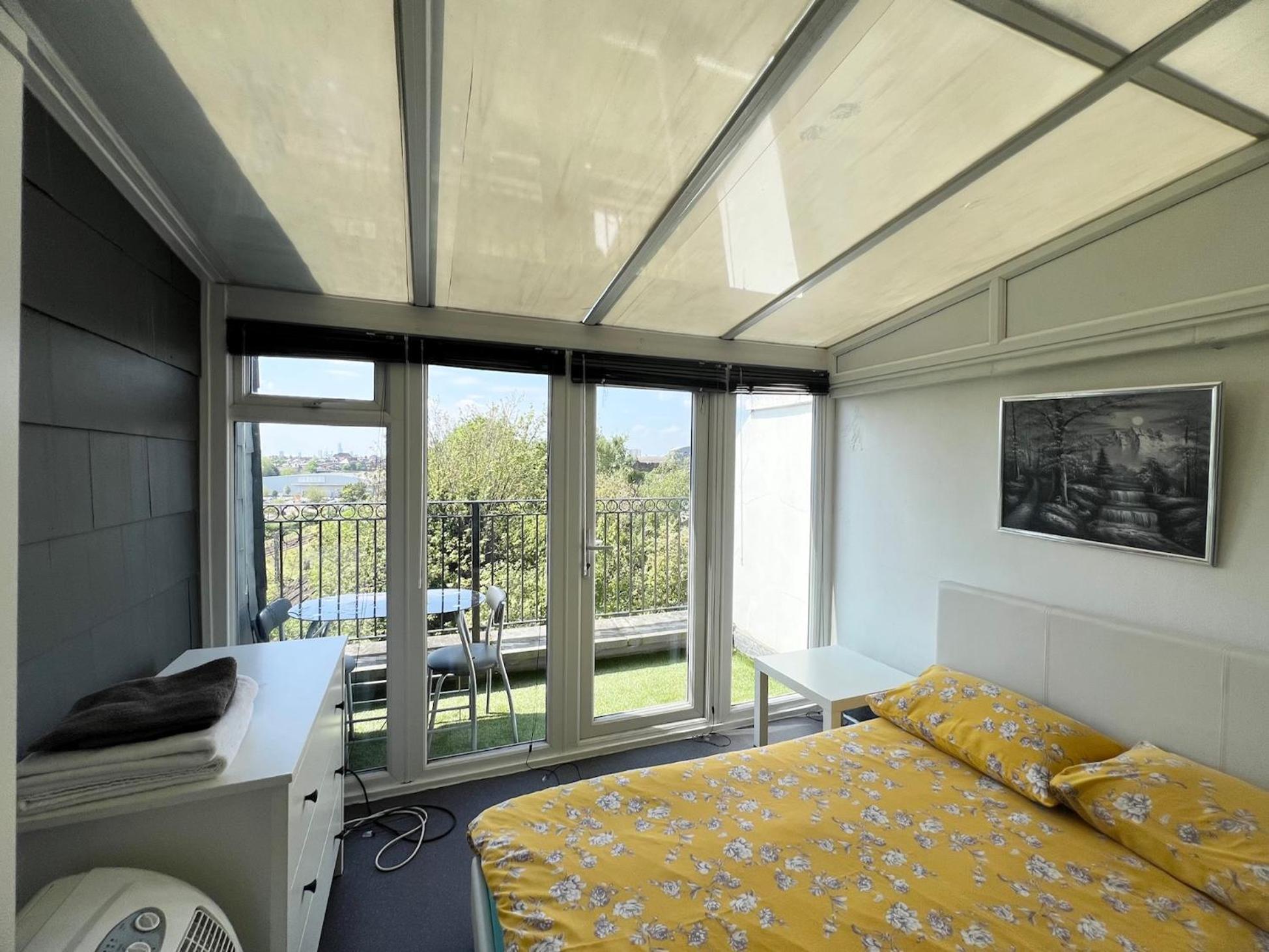 Comfy 2 Bedroom Apartments - Finchley Road, Londres Exterior foto